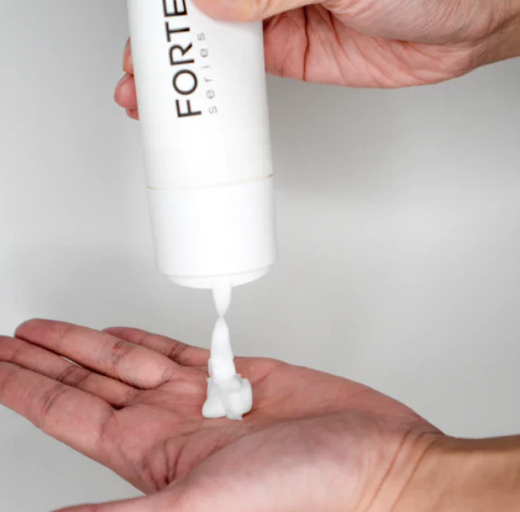 Après-shampoing hydratant Forte Series